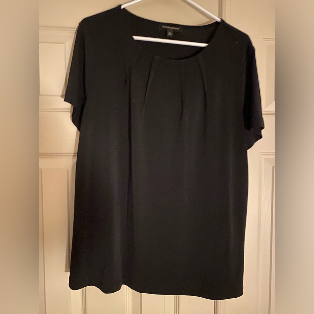Banana Republic short sleeve blouse, L